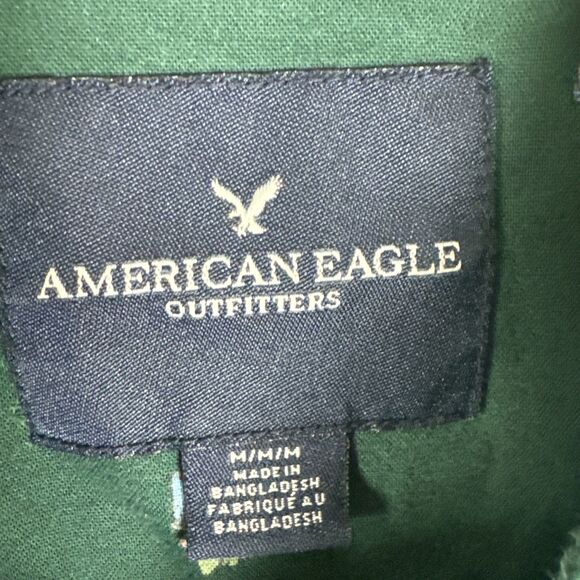 American Eagle Mens Shirt Sz M Green Long Sleeve Holiday Trucks W/Christmas Tree - Picture 4 of 10